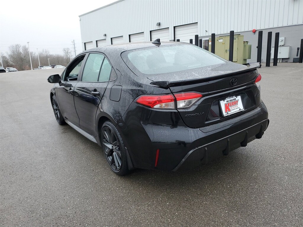Used 2024 Toyota Corolla SE Sedan