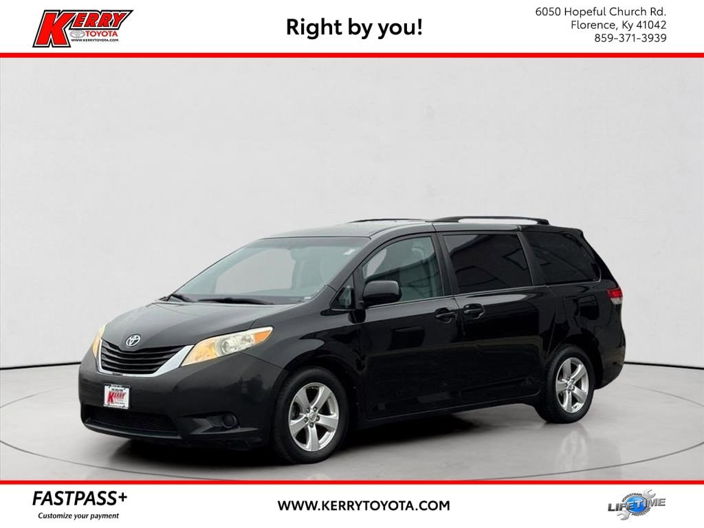 2013 Toyota Sienna LE