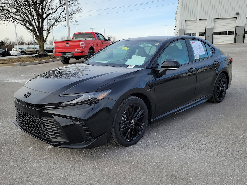 Certified 2025 Toyota Camry SE Sedan