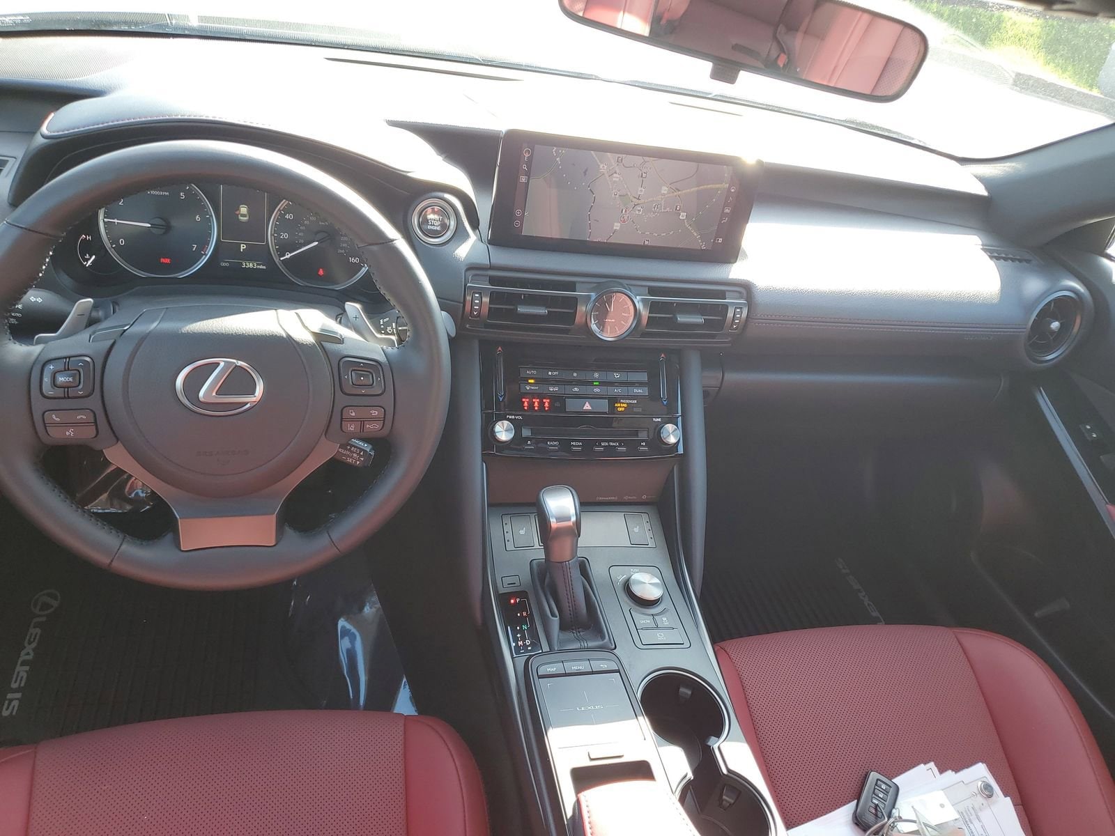 2025 Lexus IS 350 F SPORT DESIGN - Photo 9