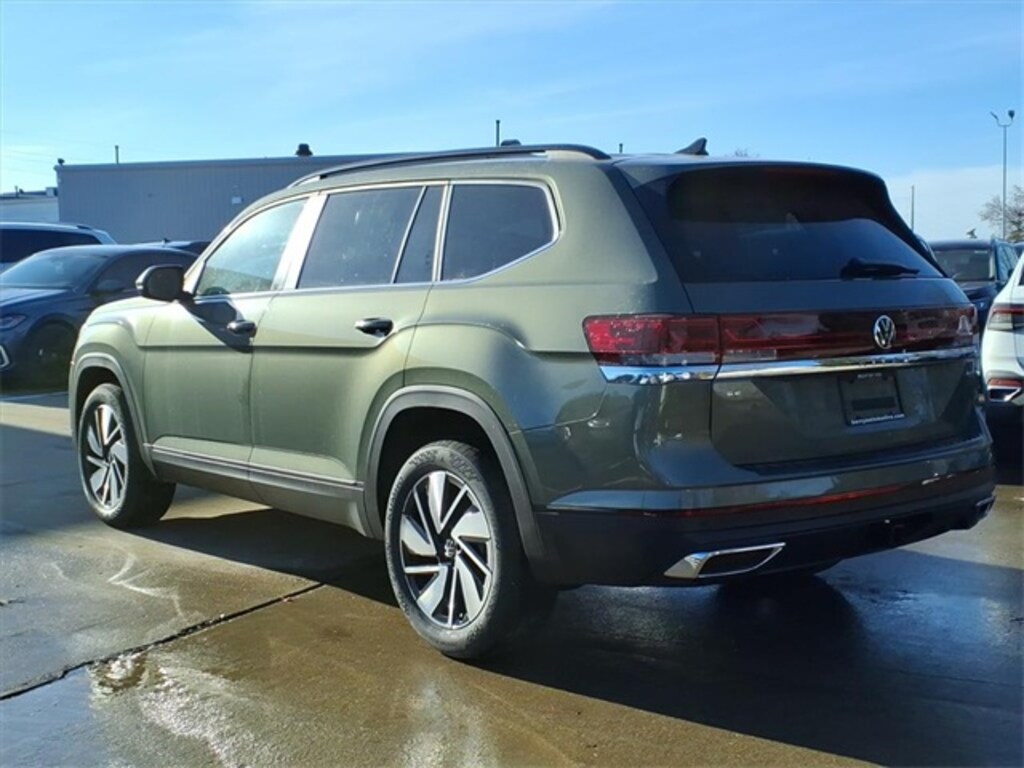 New 2026 Volkswagen Atlas 2.0T SE w/Technology SUV