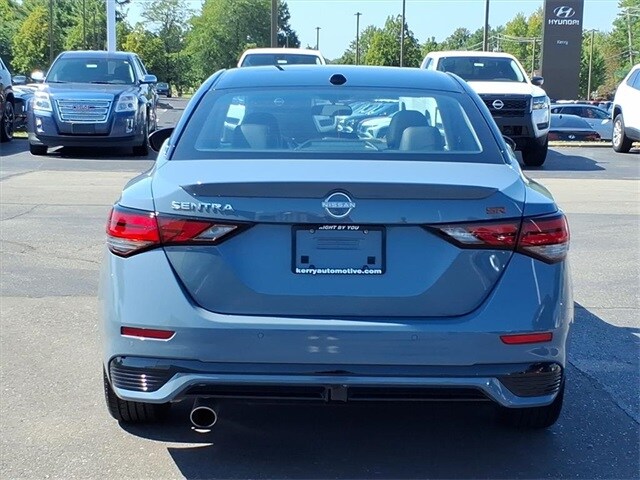 2024 Nissan Sentra SR photo 4