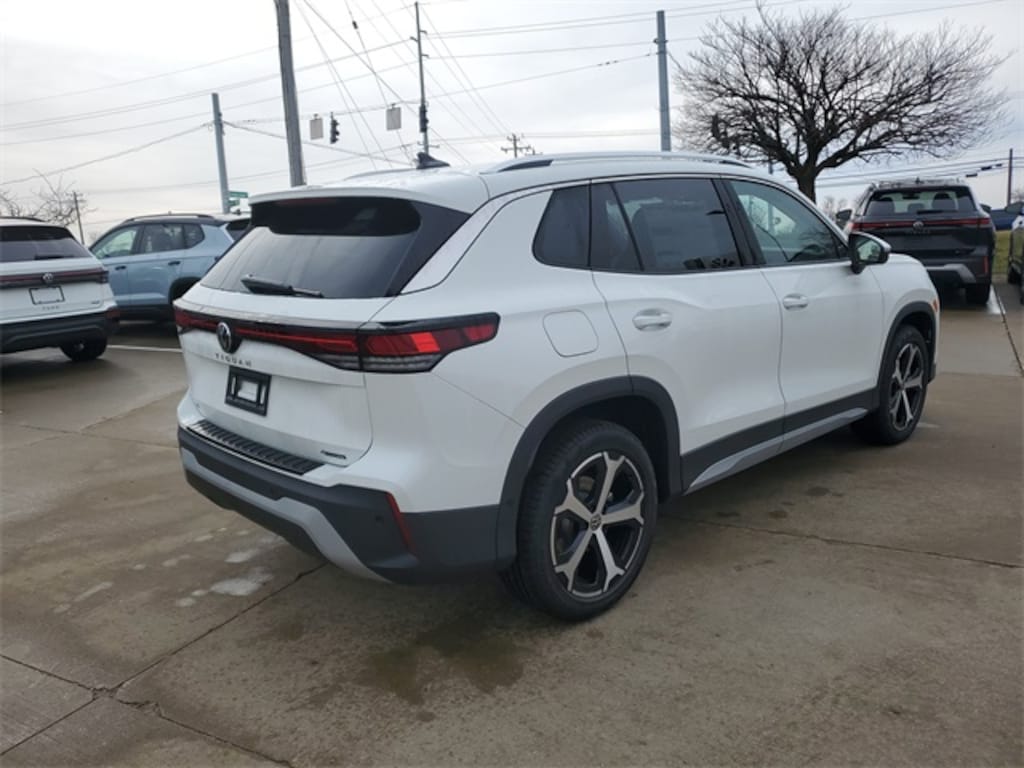 New 2026 Volkswagen Tiguan 2.0T SE SUV