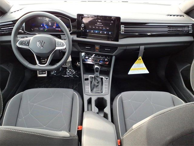 2026 Volkswagen Jetta Sport - Photo 7
