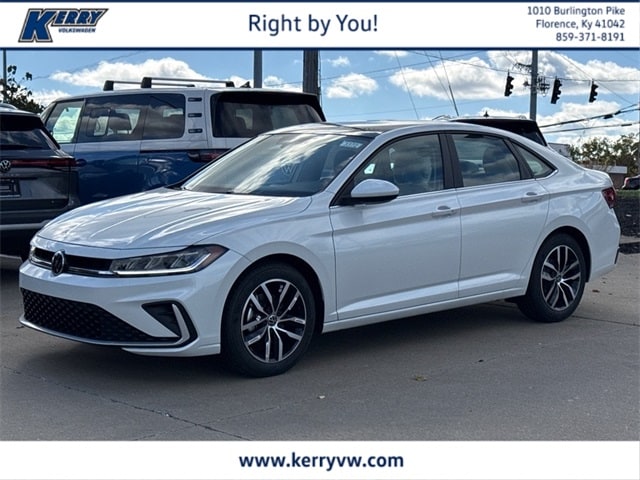 2025 Volkswagen Jetta SE's photo