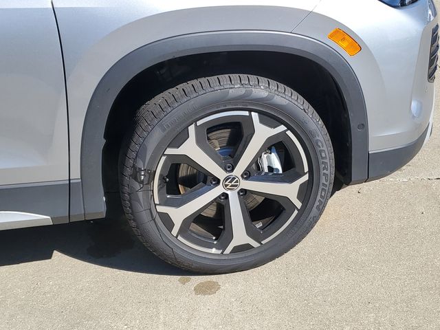 2026 Volkswagen Tiguan SE - Photo 6