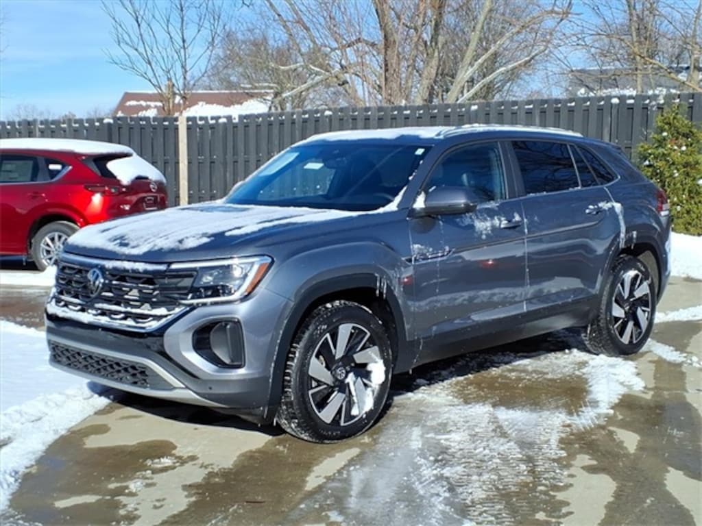 Certified 2024 Volkswagen Atlas Cross Sport 2.0T SE w/Technology SUV