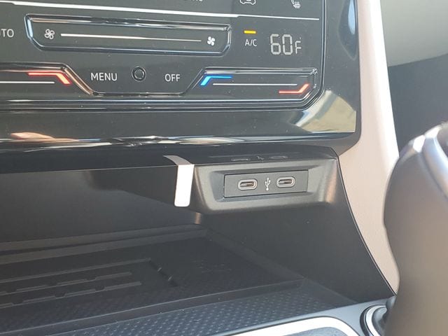2026 Volkswagen Jetta SE - Photo 28