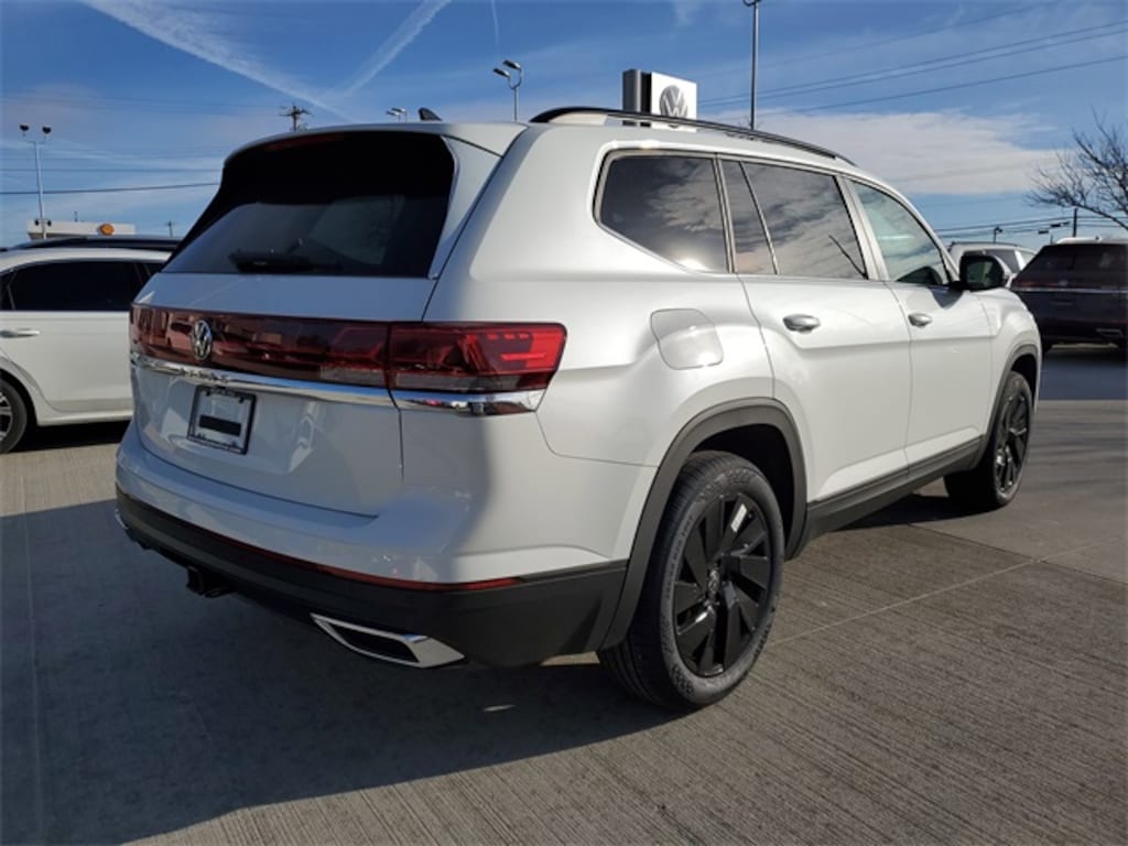 New 2026 Volkswagen Atlas 2.0T SE w/Technology SUV