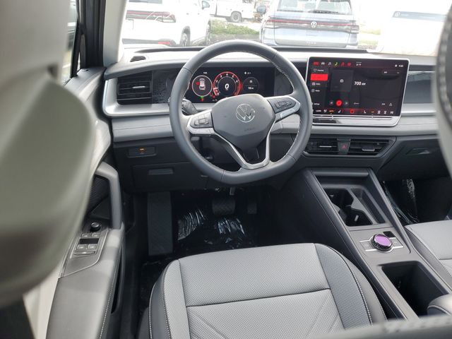 2026 Volkswagen Tiguan SE - Photo 10