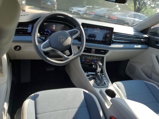 2026 Volkswagen Jetta SE - Photo 9