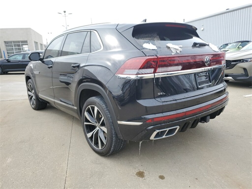 Used 2024 Volkswagen Atlas Cross Sport 2.0T SEL Premium R-Line SUV