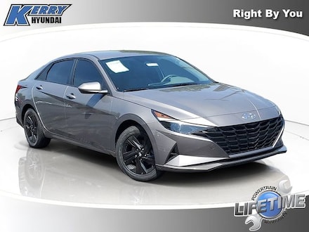 2023 Hyundai Elantra SEL Sedan