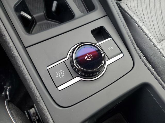 2026 Volkswagen Tiguan SE - Photo 27