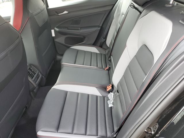 2026 Volkswagen Golf GTI SE - Photo 12