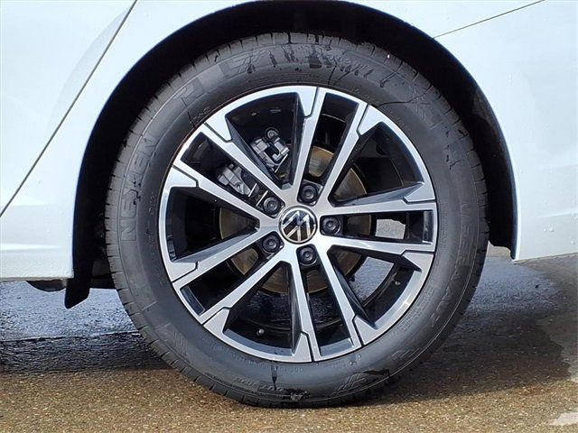 2026 Volkswagen Jetta Sport - Photo 6