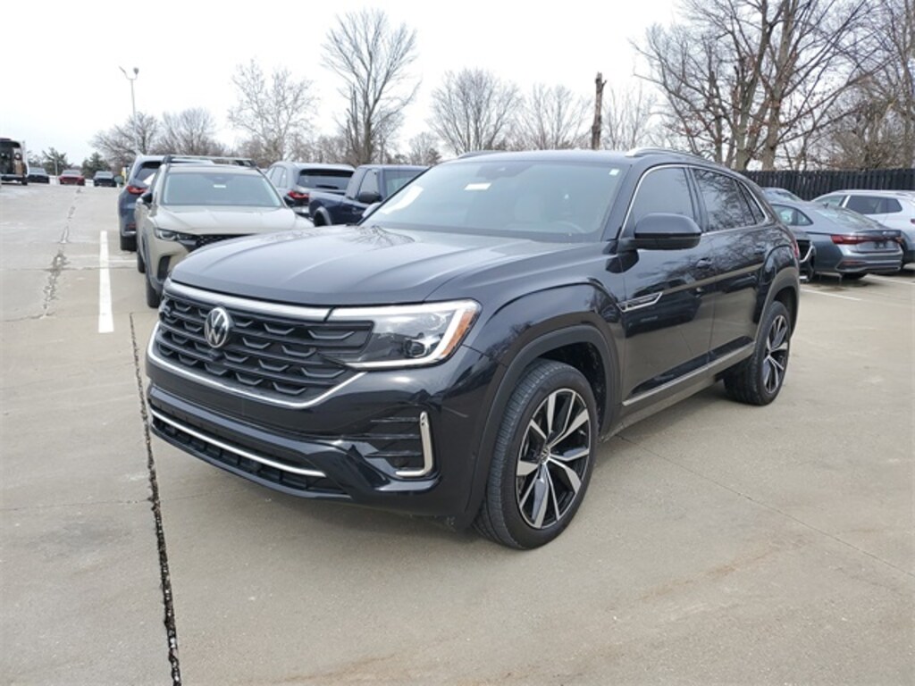 Used 2024 Volkswagen Atlas Cross Sport 2.0T SEL Premium R-Line SUV