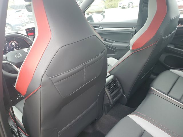 2026 Volkswagen Golf GTI SE - Photo 13