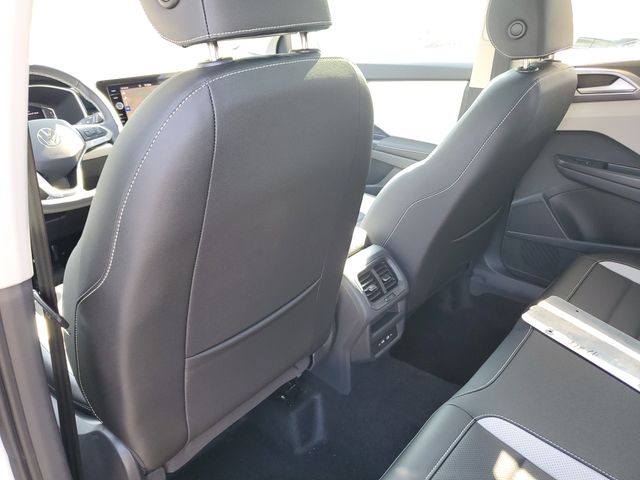 2026 Volkswagen Taos SEL - Photo 14