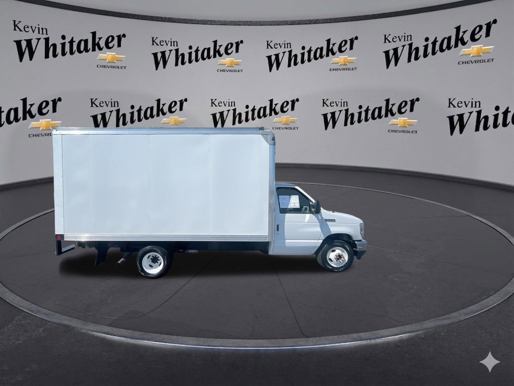 2023 Ford E-Series Cutaway Base - Photo 10
