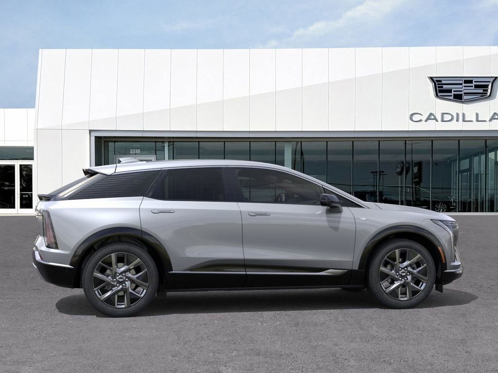 2026 Cadillac OPTIQ Luxury - Photo 5