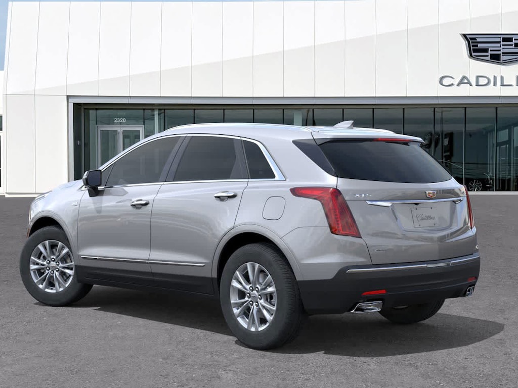 New 2026 CADILLAC XT5 Luxury SUV