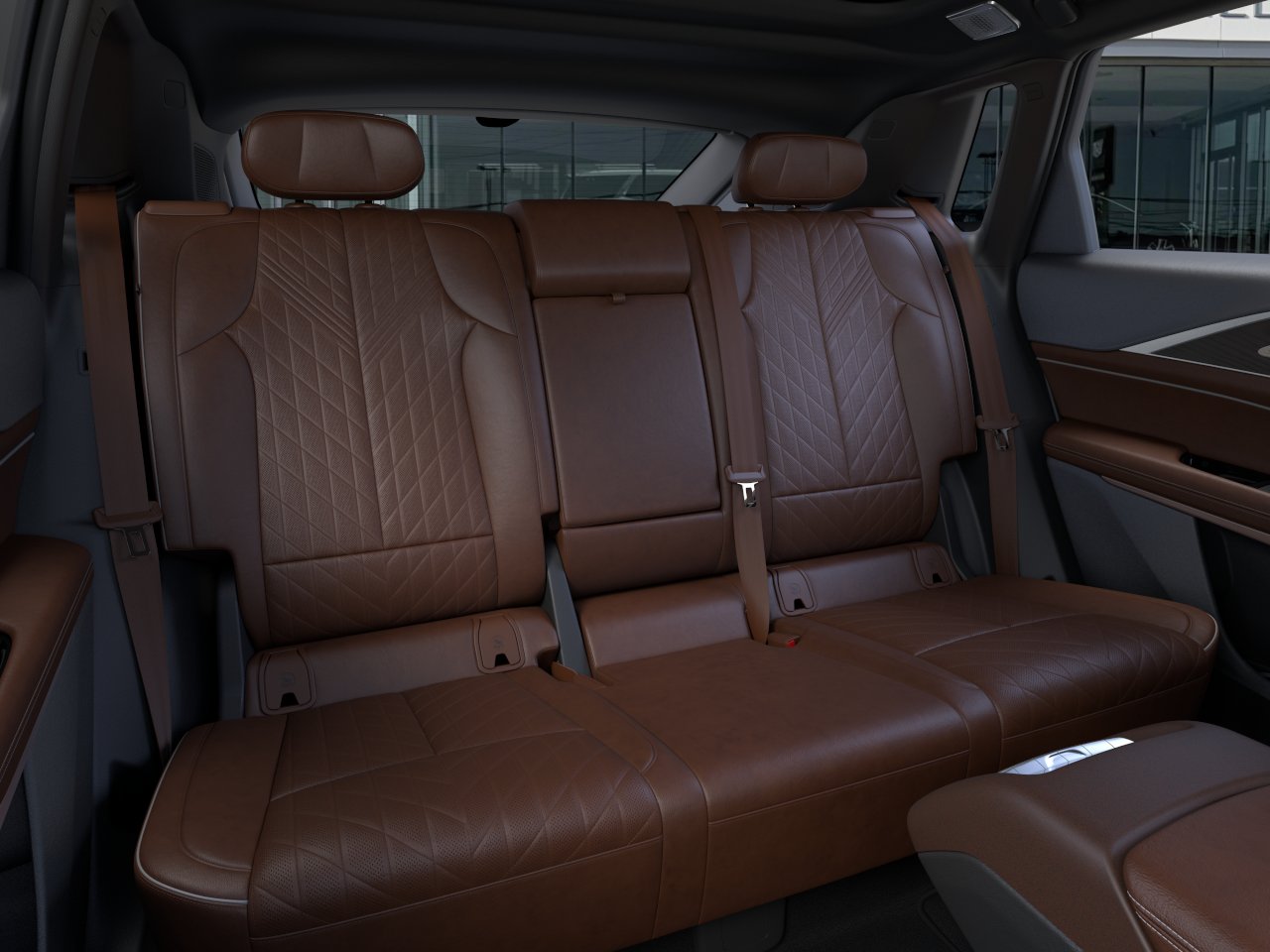 2027 Cadillac LYRIQ V Premium - Photo 41