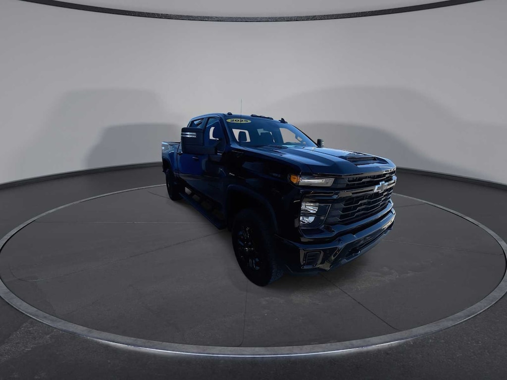 Used 2025 Chevrolet Silverado 2500 HD Custom Truck