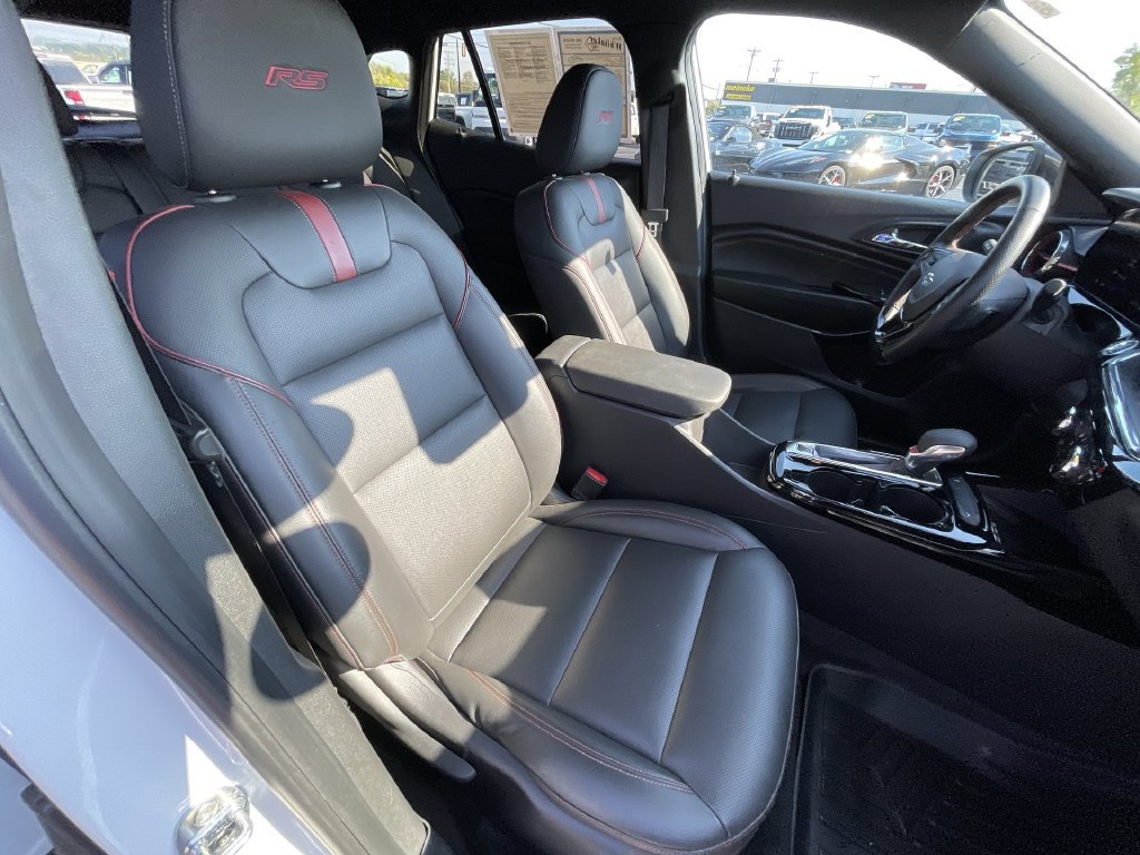2024 Chevrolet Trax RS - Photo 28