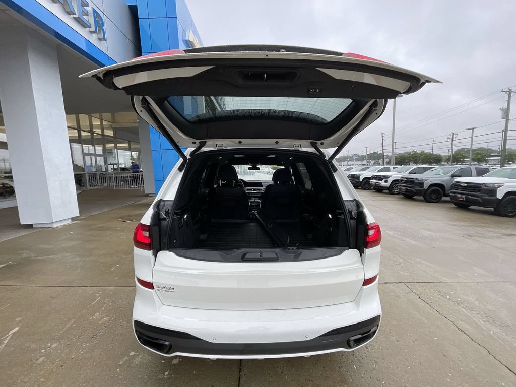 2022 BMW X7 40i - Photo 27