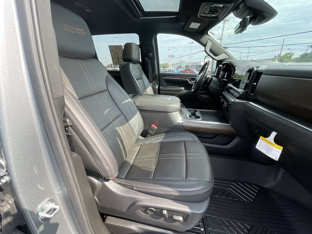 2025 Chevrolet Silverado 2500HD High Country - Photo 28