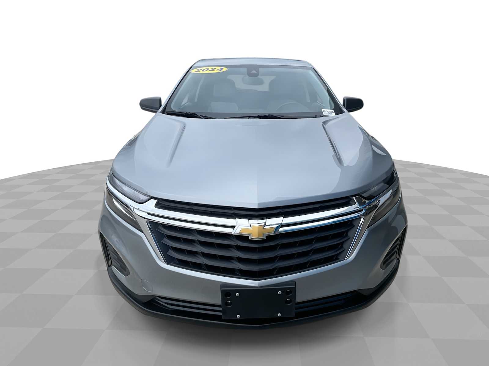 2024 Chevrolet Equinox LS photo 2