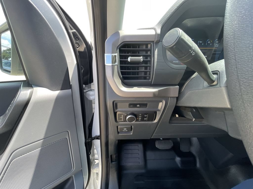 2025 Ford F-150 XL - Photo 17