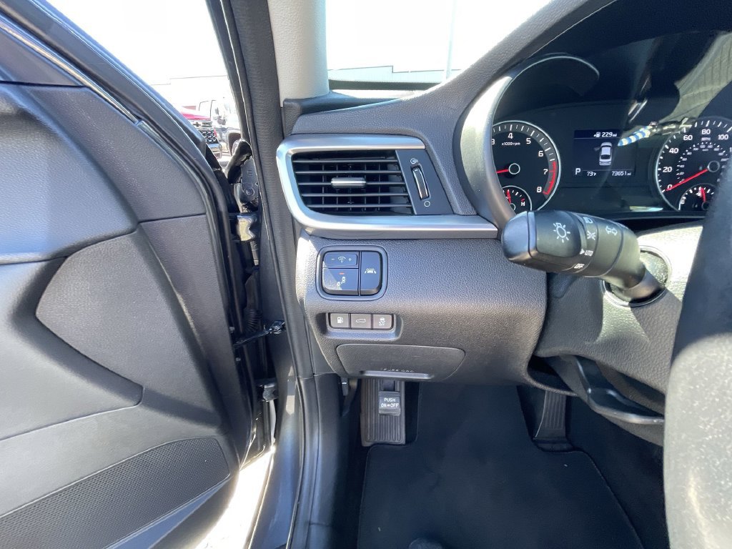 2020 Kia Optima SE - Photo 18