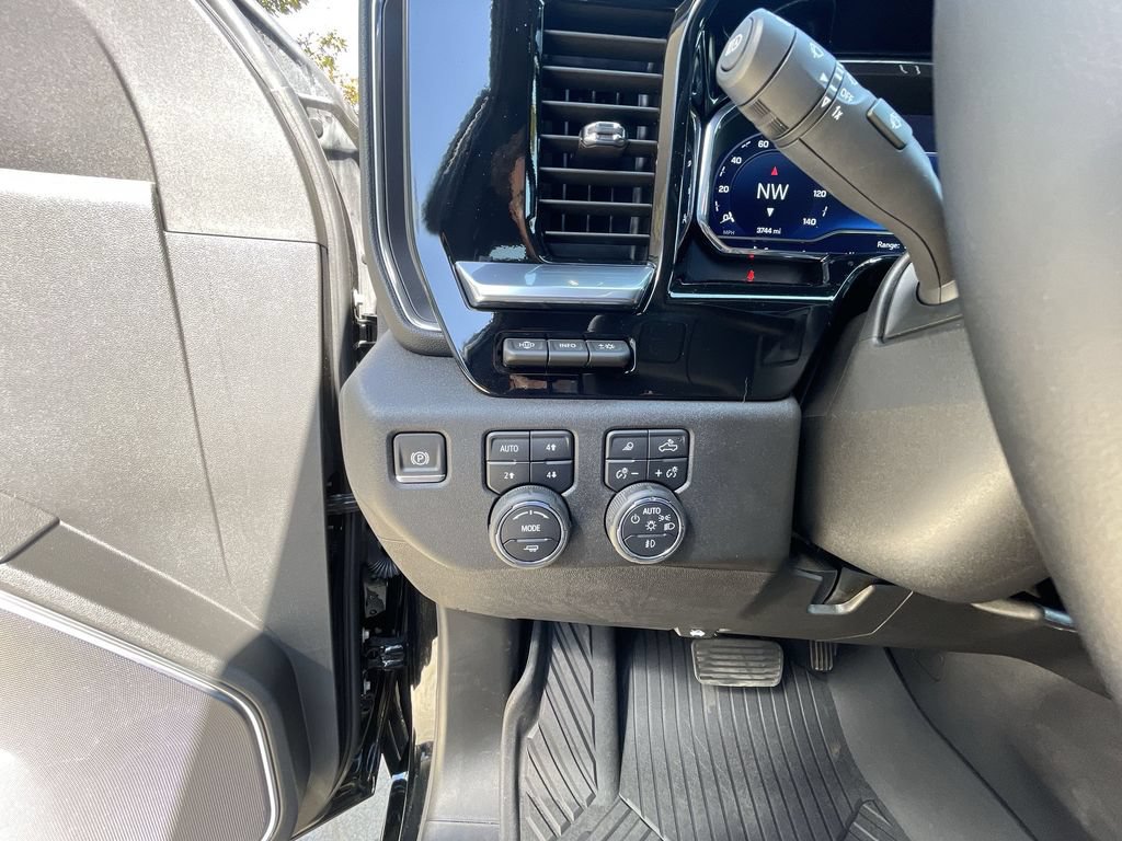 2025 Chevrolet Silverado 2500HD High Country - Photo 18