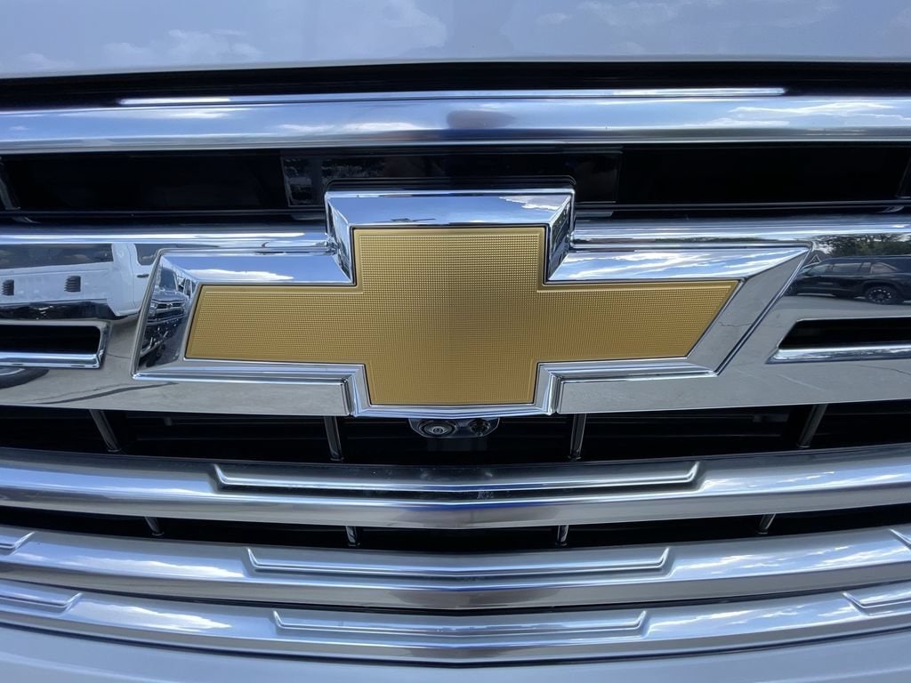 2025 Chevrolet Silverado 2500HD High Country - Photo 31