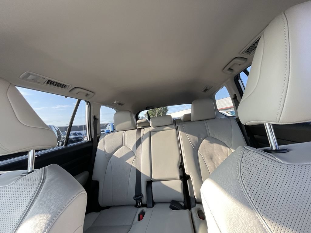 2024 Toyota Grand Highlander Limited - Photo 20