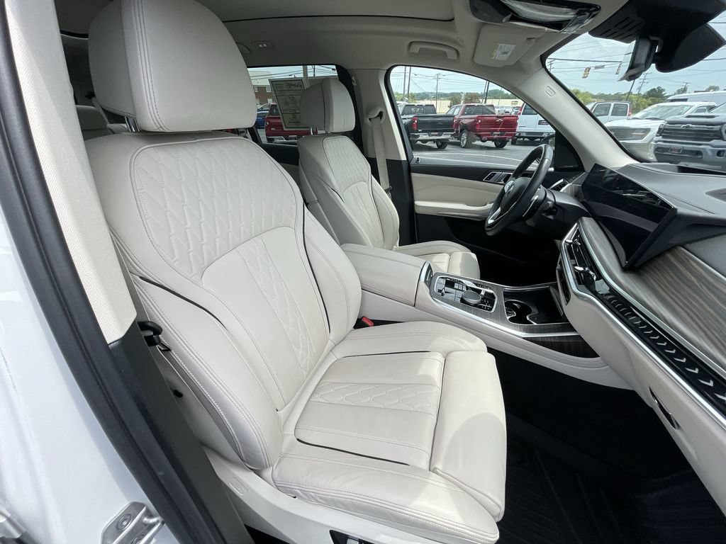 2023 BMW X7 40i - Photo 28