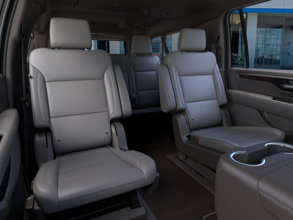 2026 Chevrolet Suburban LT - Photo 17