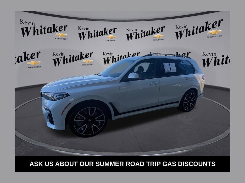 2022 BMW X7 xDrive40i's photo