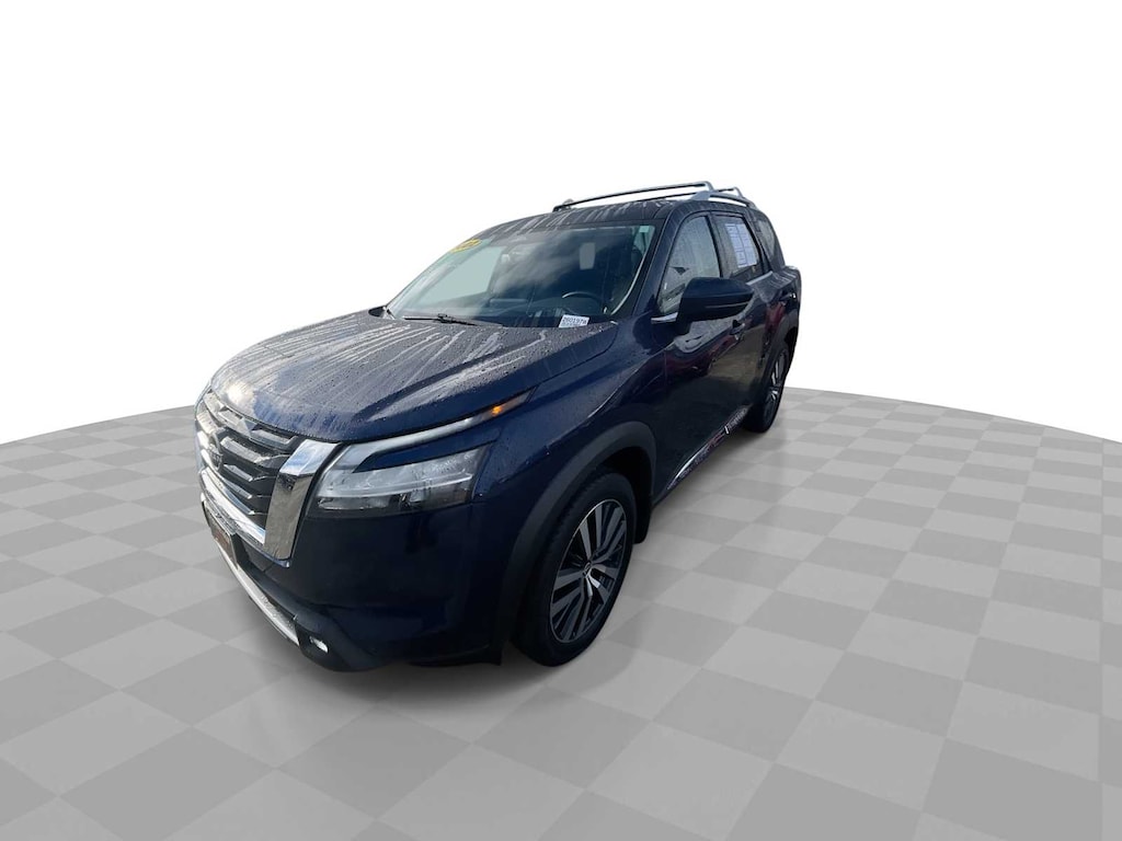 Used 2022 Nissan Pathfinder Platinum 4WD SUV