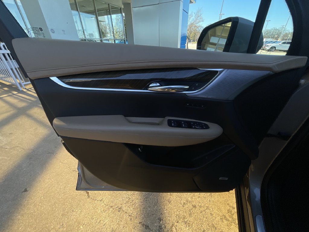 2023 Cadillac XT6 Sport - Photo 22