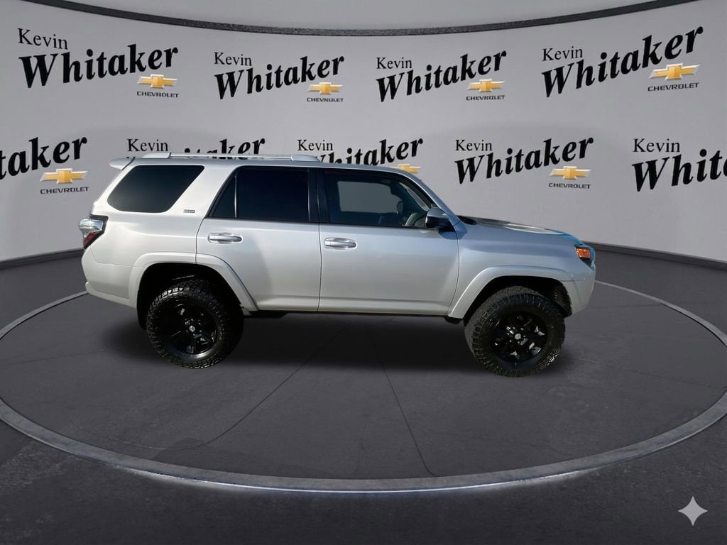 2018 Toyota 4Runner SR5 - Photo 10
