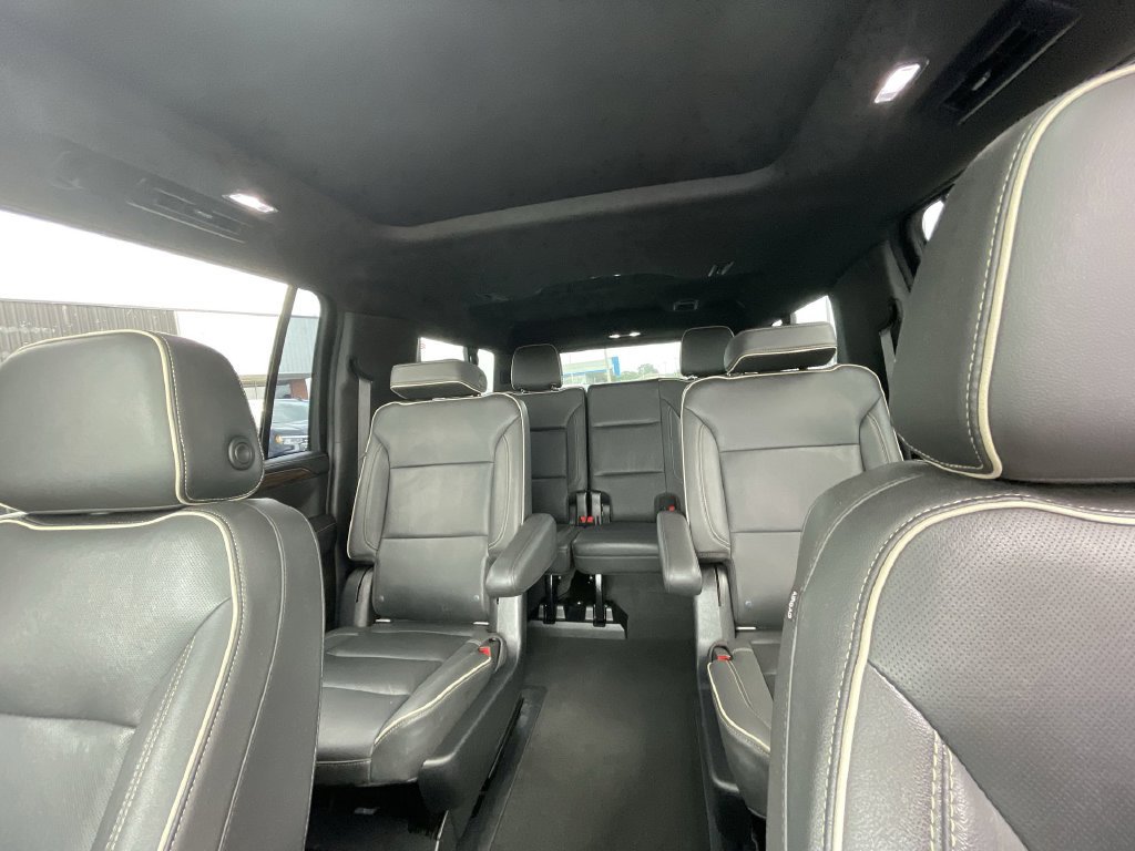 2021 Chevrolet Suburban Premier - Photo 21