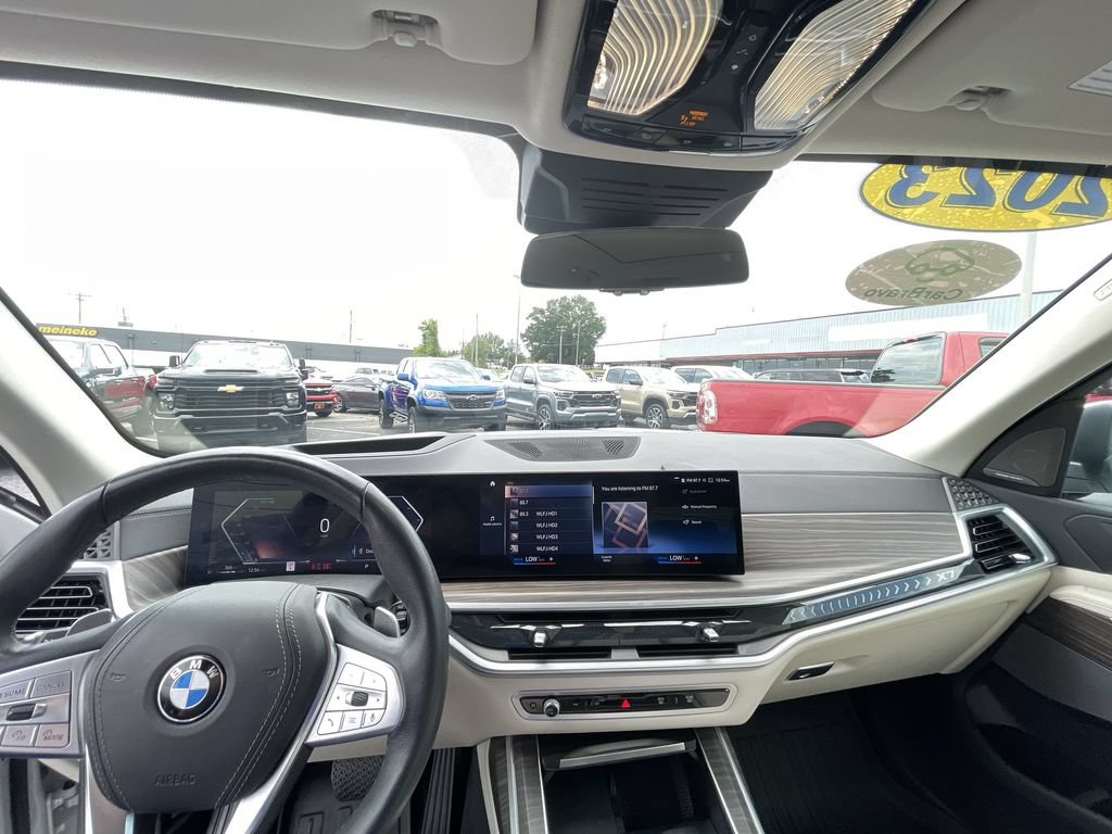 2023 BMW X7 40i - Photo 11