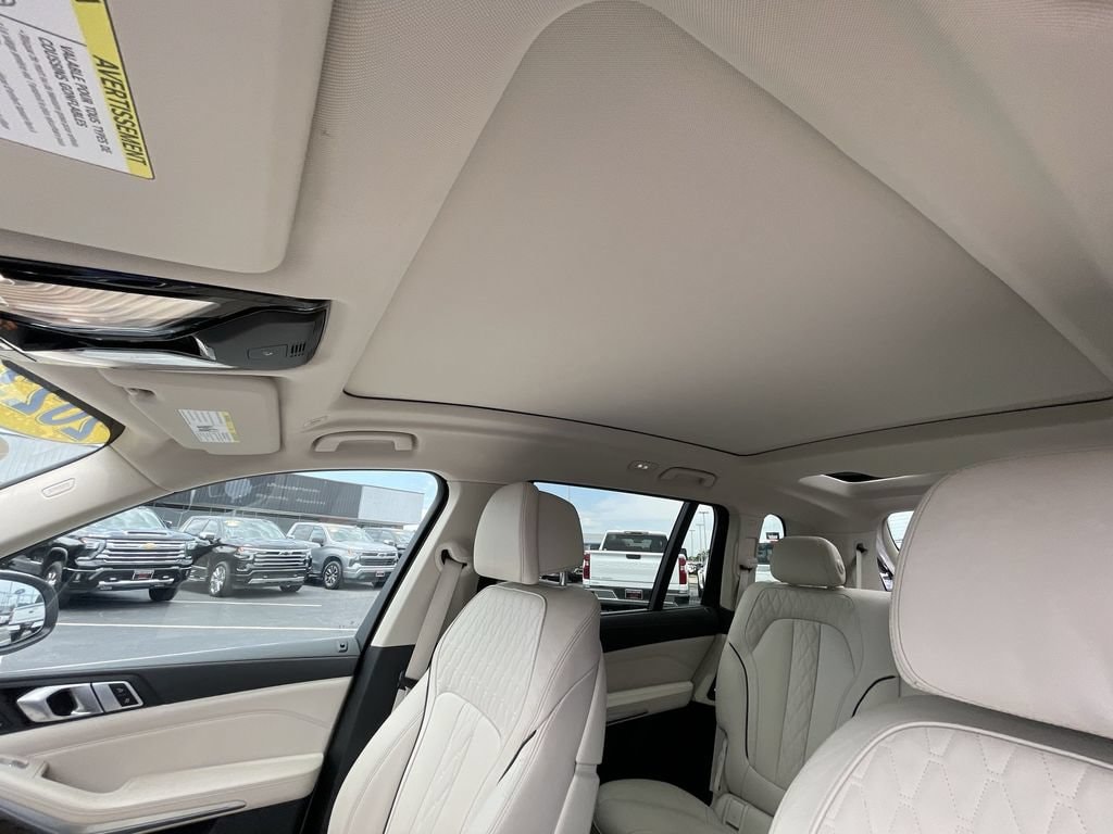 2023 BMW X7 40i - Photo 18