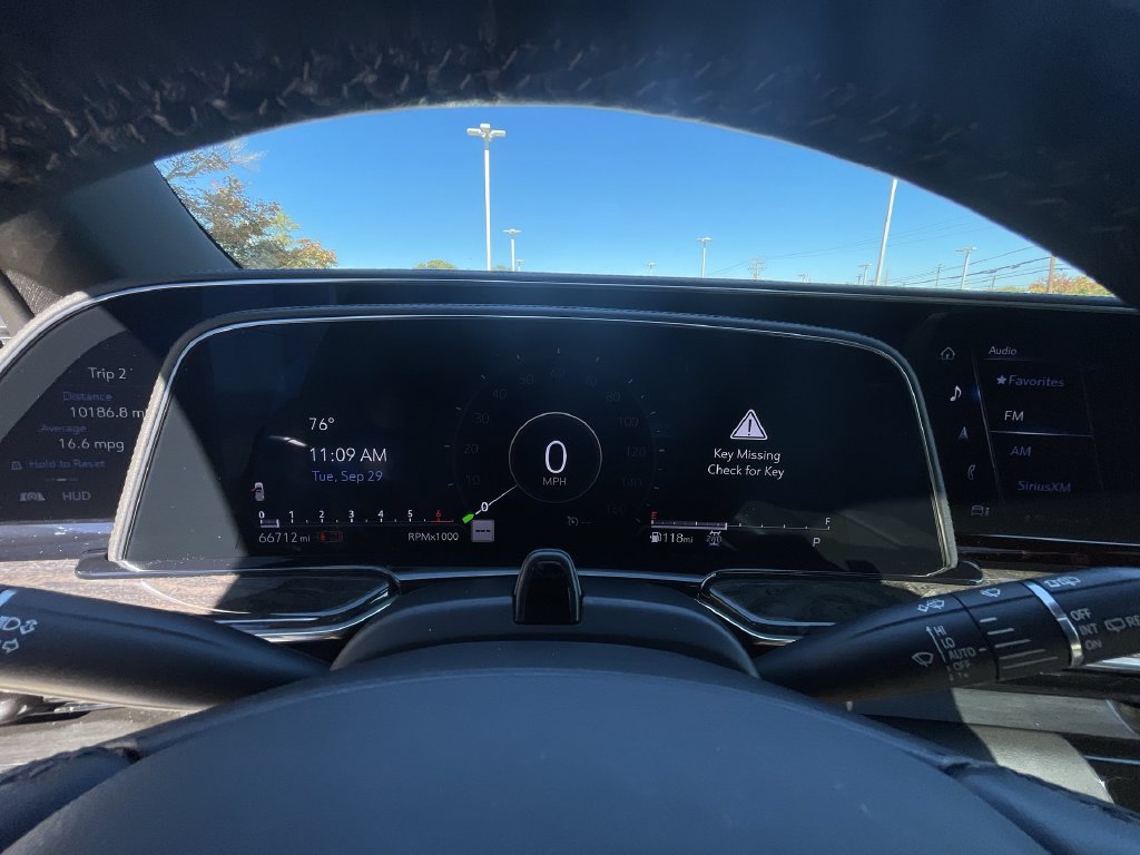 2022 Cadillac Escalade Premium Luxury - Photo 12