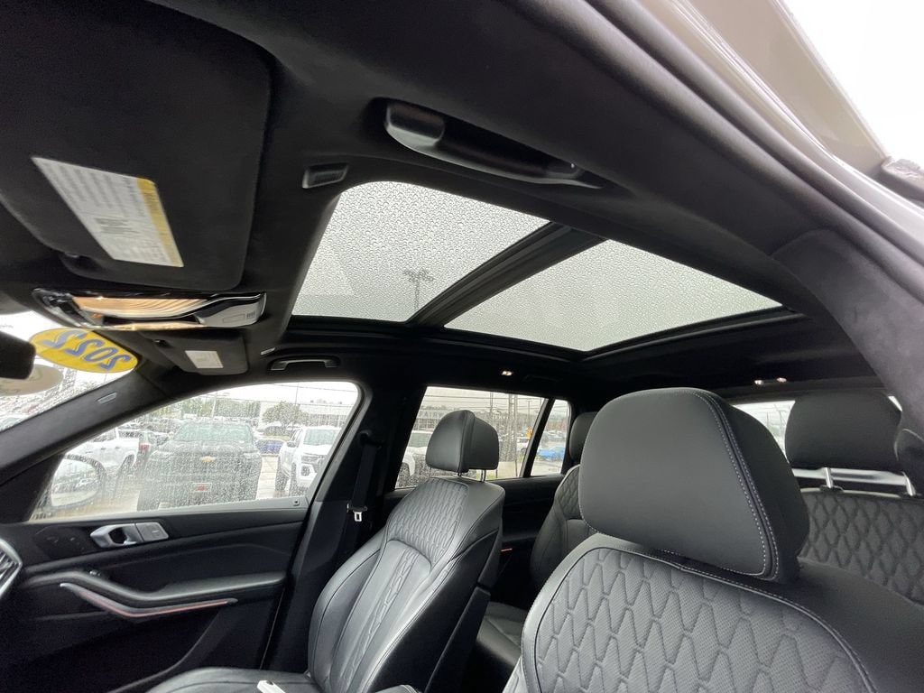 2022 BMW X7 40i - Photo 19