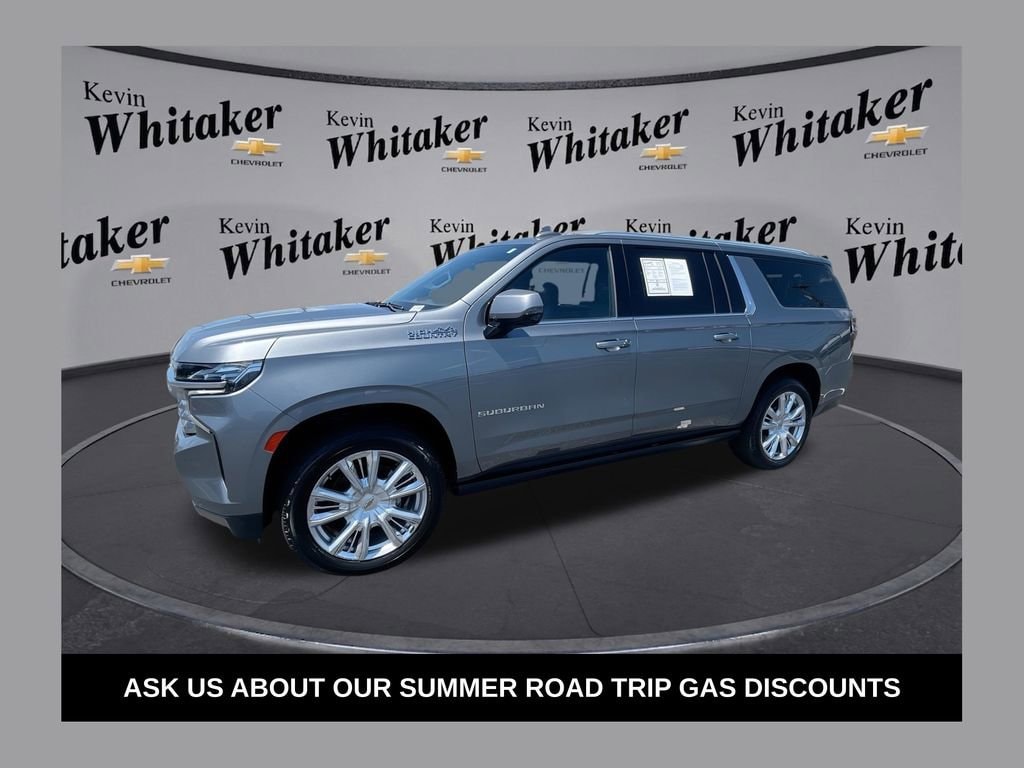 2022 Chevrolet Suburban 4WD 1500 High Country's photo