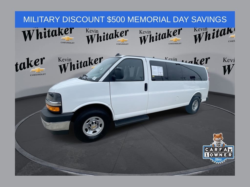 2025 Chevrolet Express 3500 LT Extended's photo